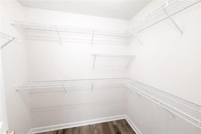 Building Photo - 5830 Haterleigh Dr