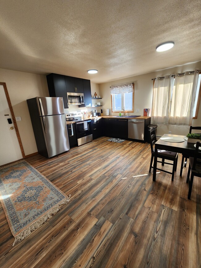 Building Photo - 4-plex