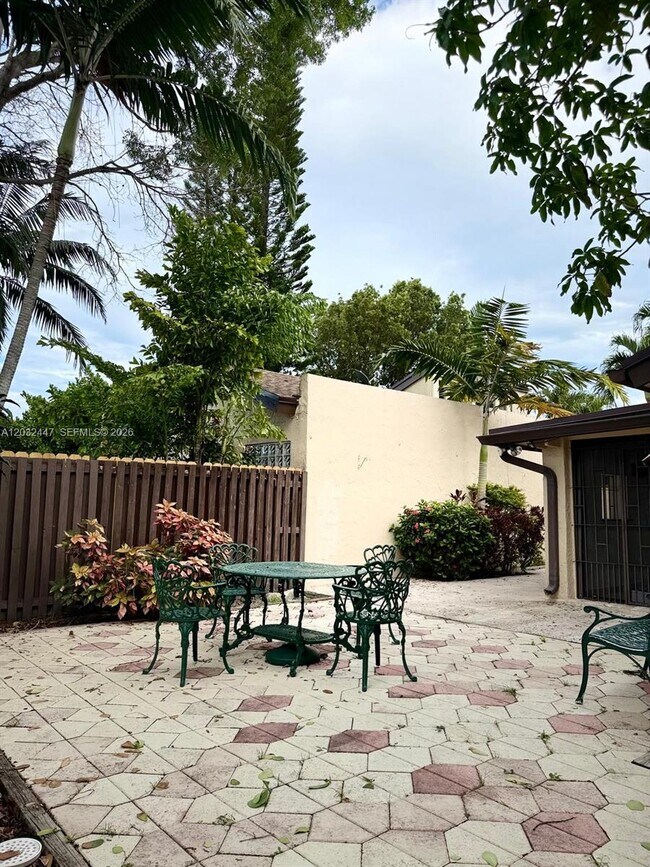 Building Photo - 9119 SW 129th Ln