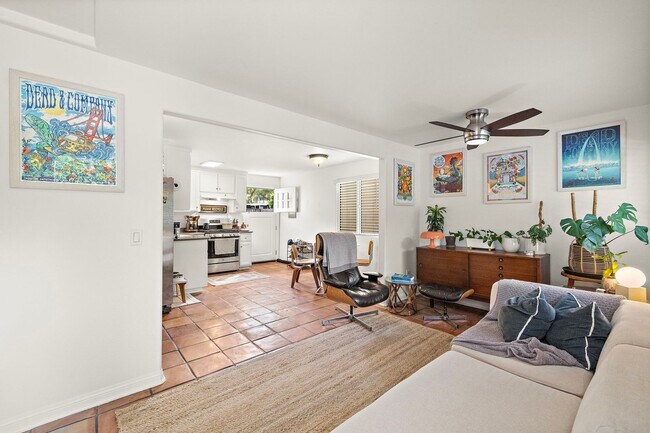 Building Photo - 20451 Sun Valley Dr