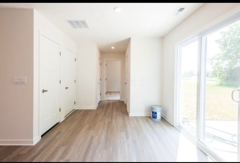 Building Photo - 20 Hemingway Ave