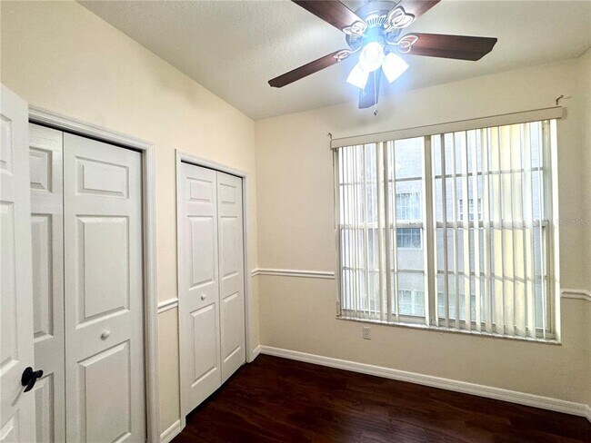 Building Photo - 2800 Countryside Blvd