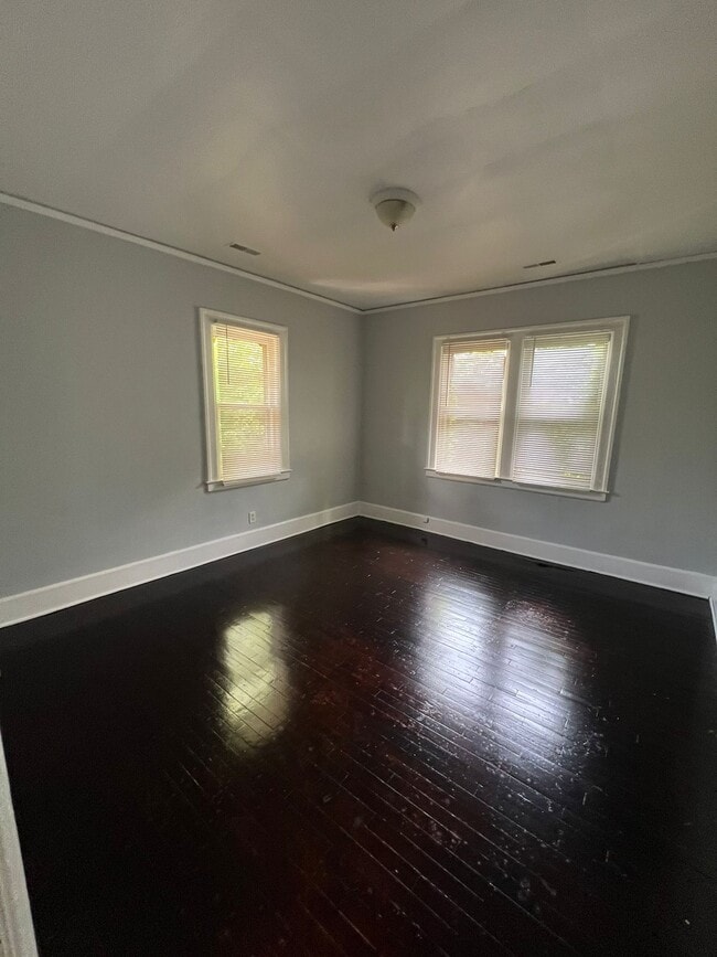 Building Photo - 3444 Bedford St