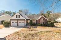 Building Photo - 5755 Lakeview Cir