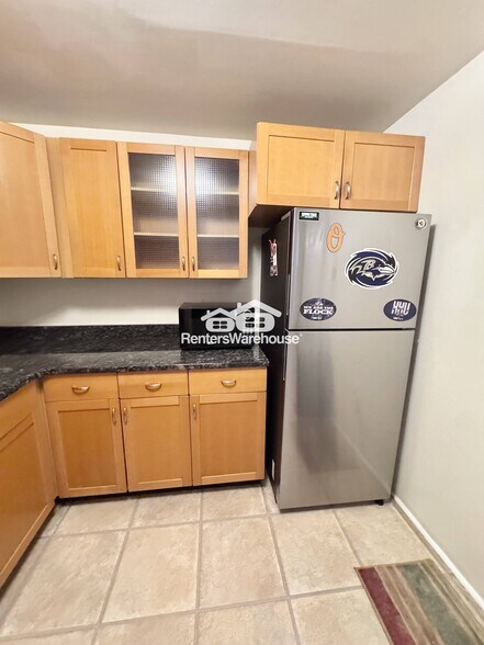 Building Photo - 1802 Gough St