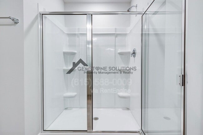 Building Photo - 4208 Oswin Dr