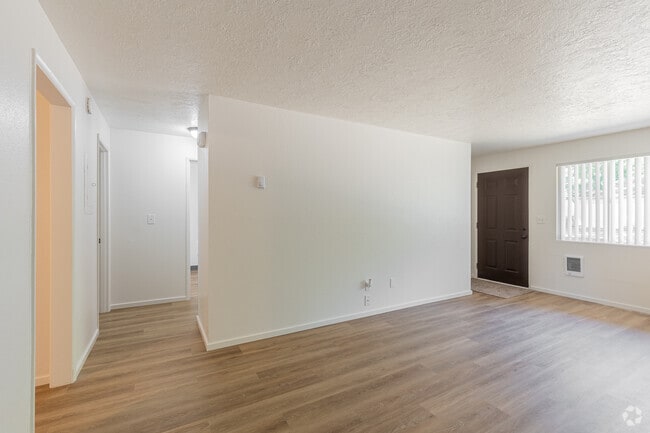 2BR, 1BA - 832SF - Living Room - Willow Terrace Apartments