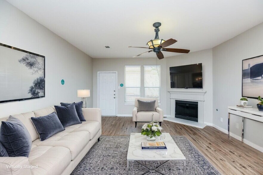 Building Photo - 4913 Happy Trail