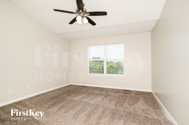 Building Photo - 25 Landon Way Ct