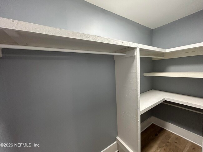 Building Photo - 7069 Perke Dr