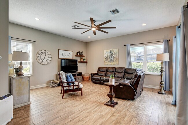 Building Photo - 21707 Abington Ct