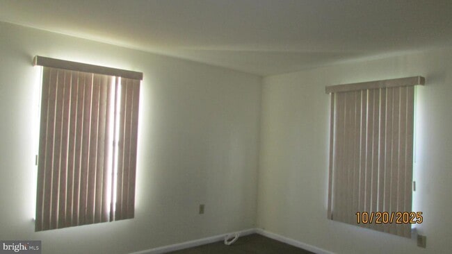 Building Photo - 4429 Blue Heron Way