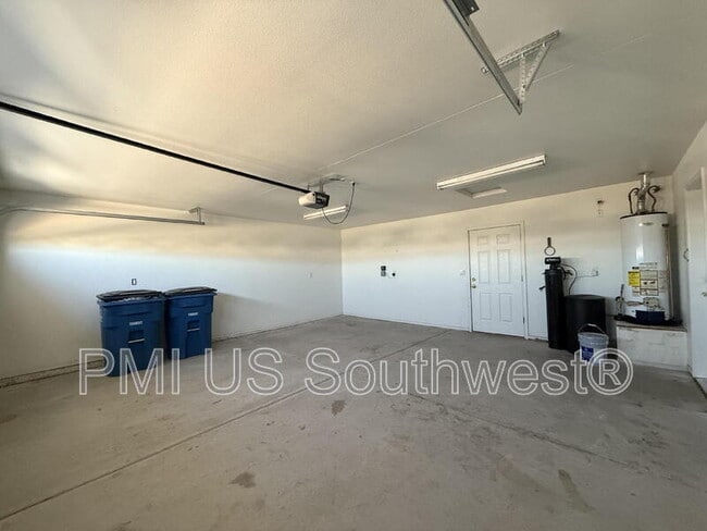 Building Photo - 1720 Central Ave