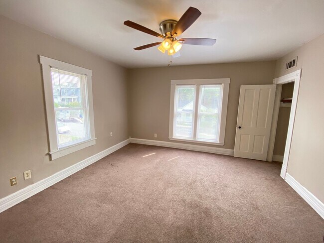 Building Photo - W Tompkins St 106-108 NPR