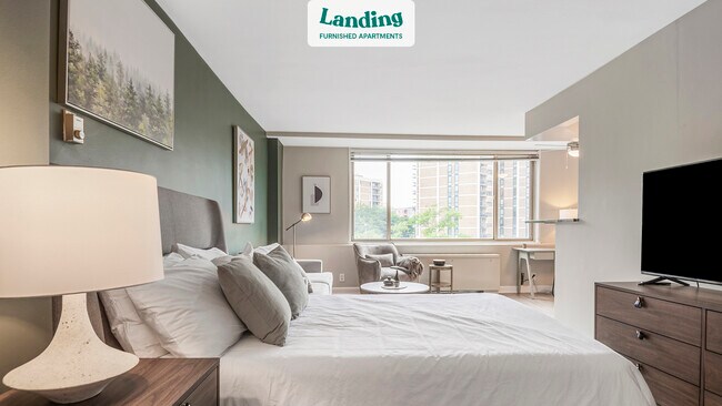 Building Photo - 1200 S Courthouse Rd