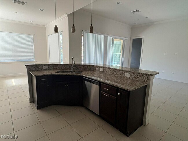 Building Photo - 10559 Yorkstone Dr