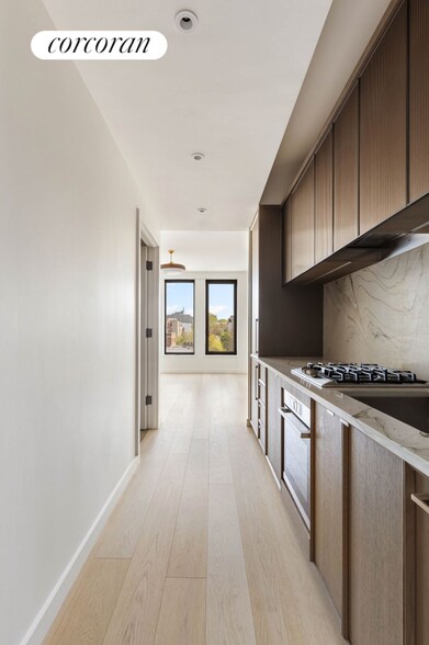 Building Photo - 58 St Marks Pl