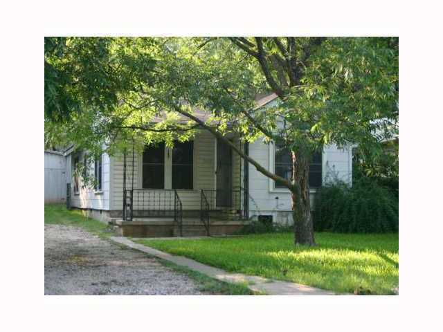 Primary Photo - Central Austin 3 bedroom Cottage for Lease!