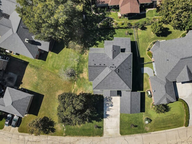 Building Photo - 49 Winterhaven Ln