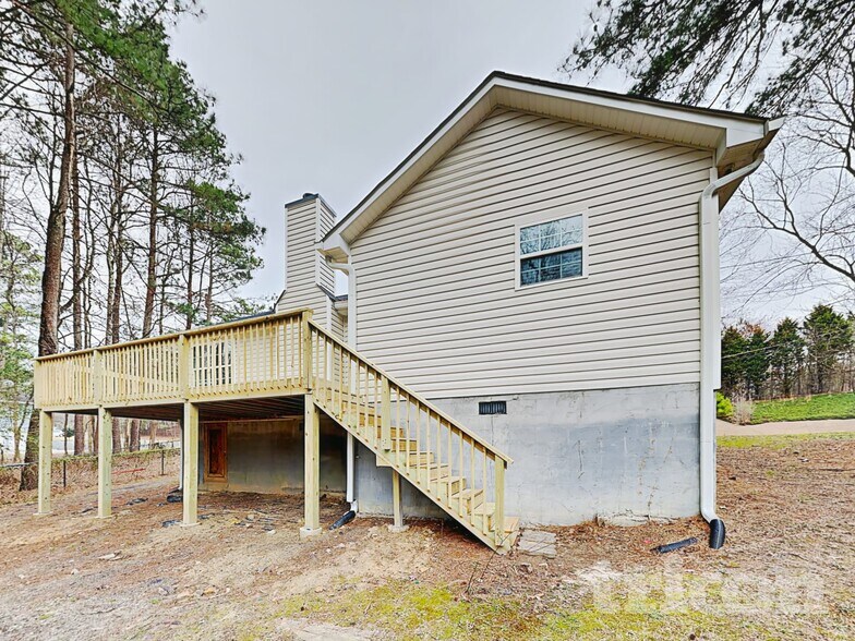 Building Photo - 66 Justin Dr