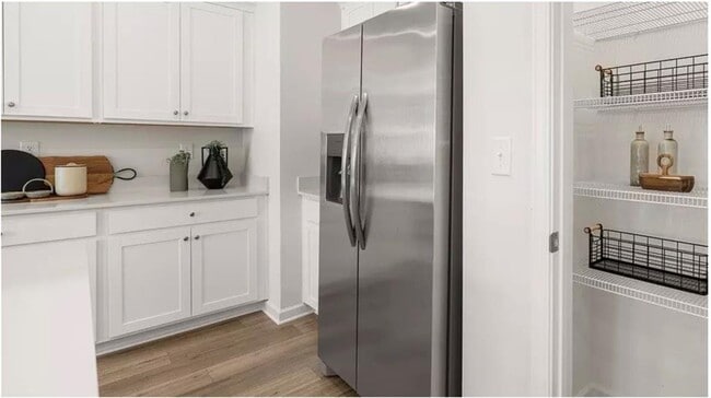 Building Photo - 5 Gulfstream Dr