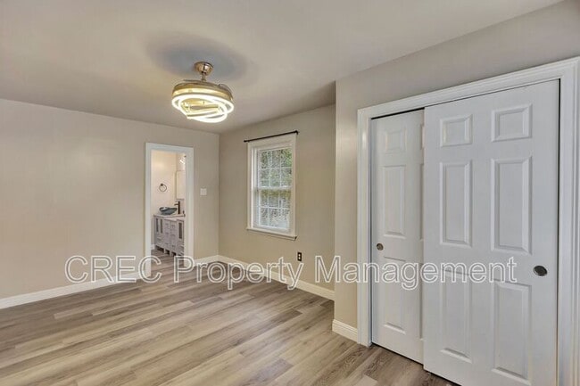 Building Photo - 417 Joy Dr