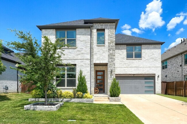 Building Photo - 2446 Bainbridge Dr