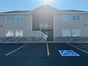 Building Photo - 3581 E Gample Ave