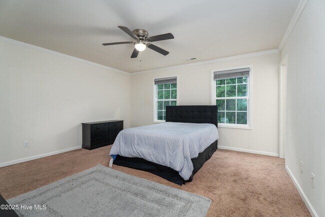 Building Photo - 306 Kenan Lp