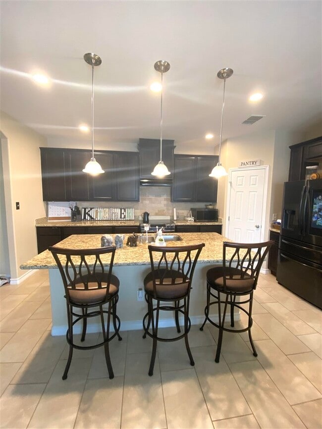 Building Photo - 1402 Orto Dr.