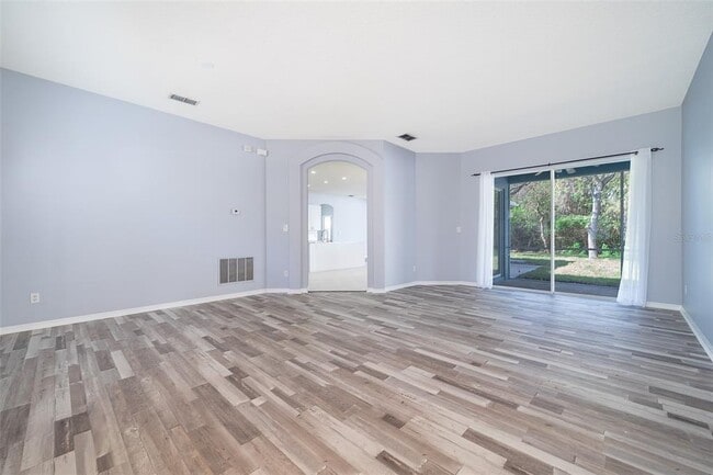 Building Photo - 8119 Lake Crowell Cir