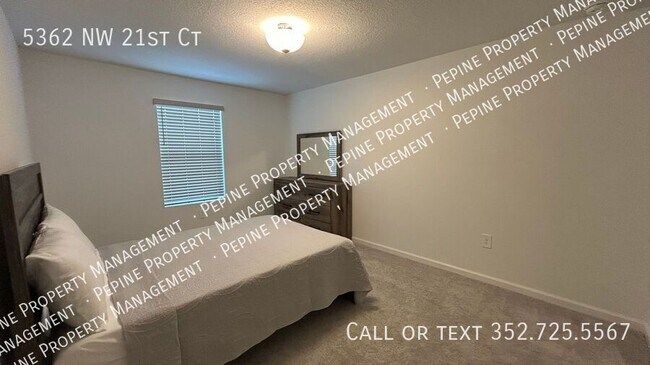 Building Photo - 5362 NW 21st Ct