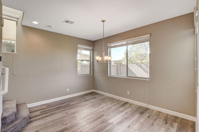 Building Photo - Beautiful Two-Story Home in Gated Cortona – Southern Highlands!