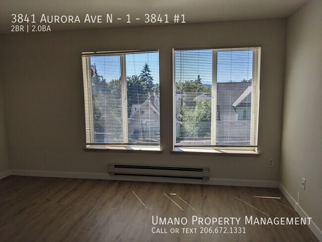 Building Photo - 3841 Aurora Ave N