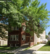 Building Photo - 5727 N Washtenaw Ave