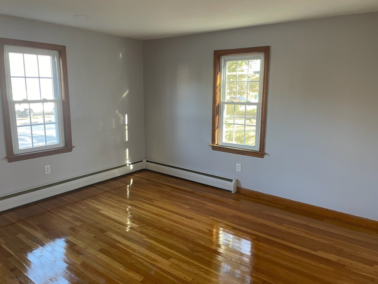 Living room - 405 High St