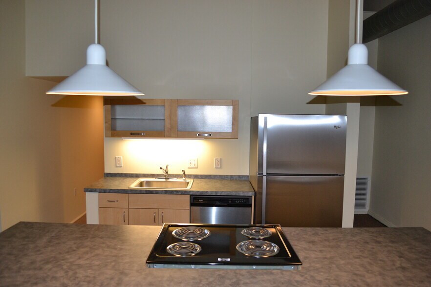 Kitchen - 905 Liberty Ave