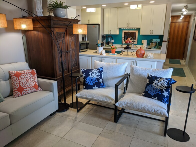 Living Room to Kitchen - 2600 Pualani Way