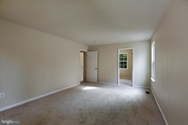 Building Photo - 6981 Linden Ave