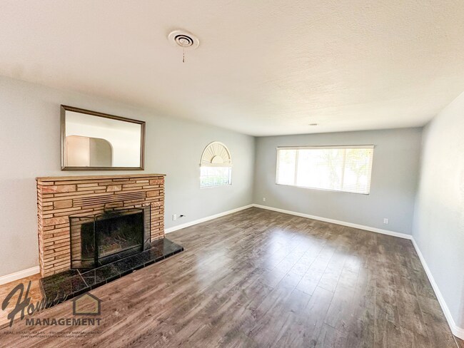 Building Photo - Homes Management 3bd, 1ba House for Rent