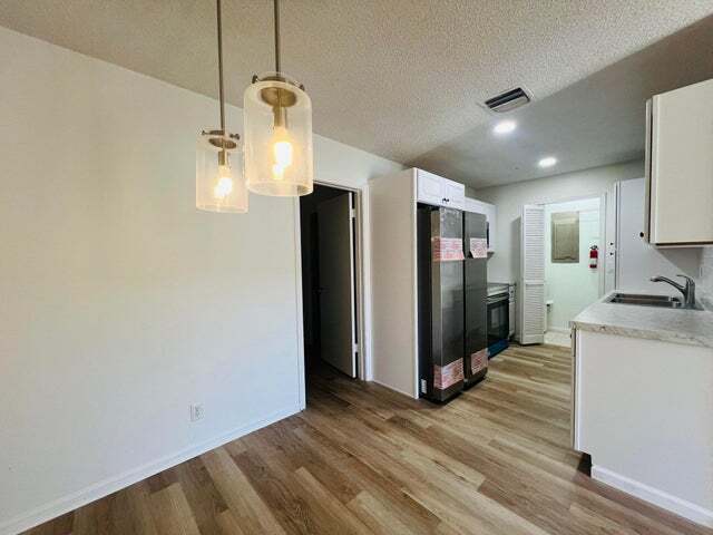 Building Photo - 11877 Sturbridge Ln