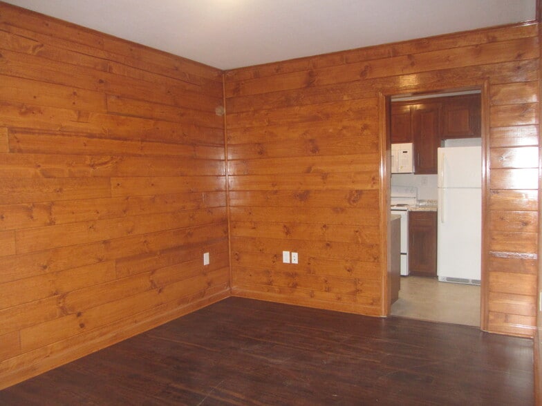 Building Photo - 15091 Fort Campbell Blvd