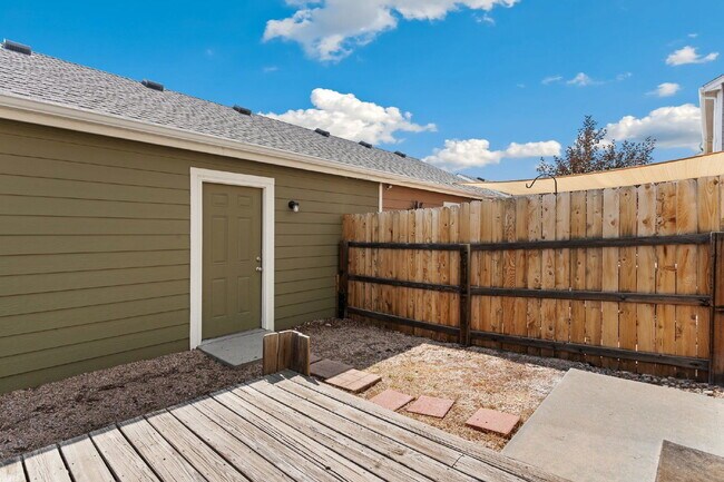Building Photo - 4839 Harrier Ridge Dr