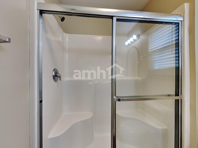 Building Photo - 4808 Morning Dew Ct