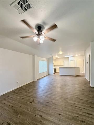 Building Photo - 507 Tumbleweed Dr