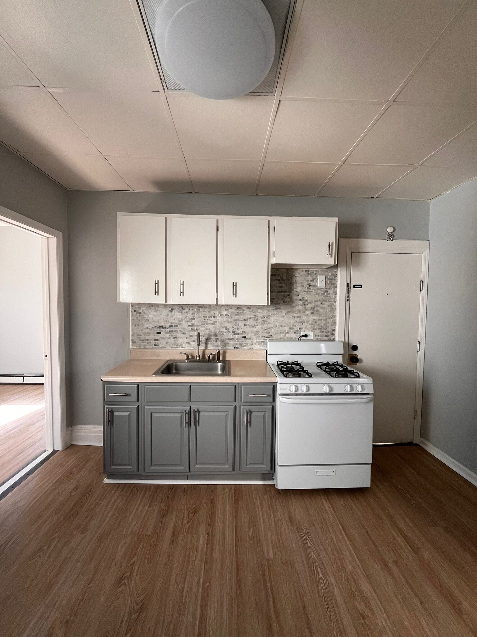 Building Photo - 112 Linden Ave