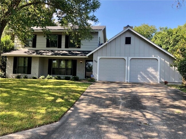 Primary Photo - 1705 Pebble Brook Dr