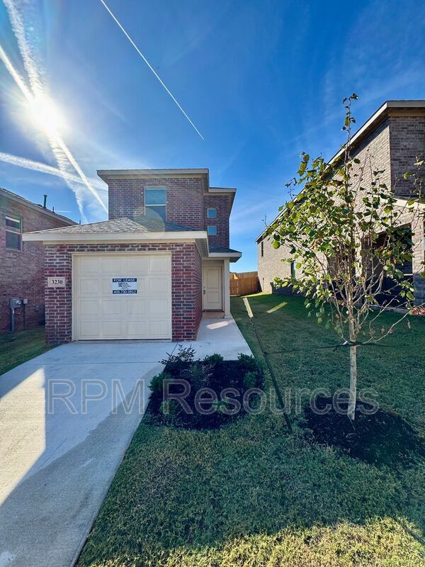 Building Photo - 3230 NW 147th Ter