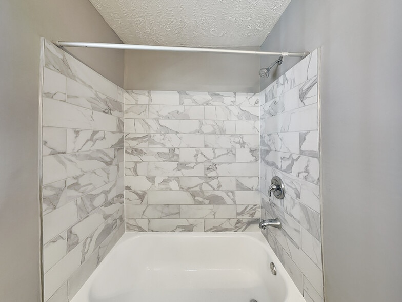 Building Photo - 249 Chappell Rd NW