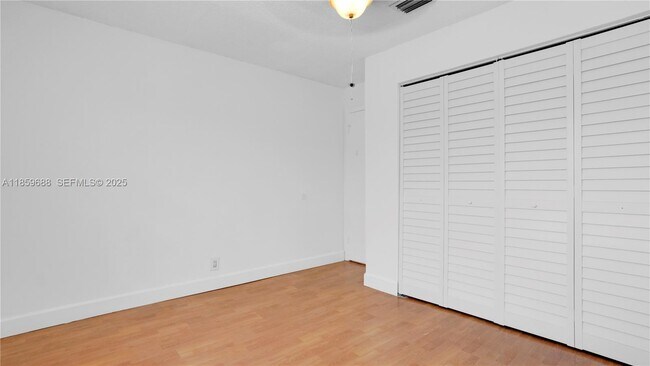 Building Photo - 6460 NW 170th Terrace